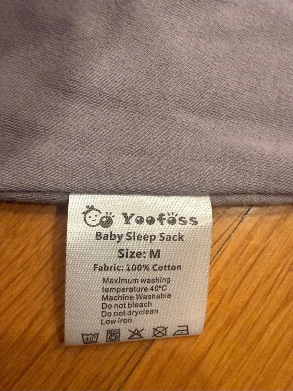 NWT Yoofoss baby sleep sack size medium.